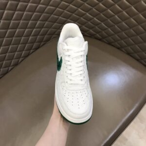 Louis-Vuitton-x-Nike-Air-Force-1-Emboss-Green-White-5.jpg