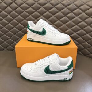 Louis-Vuitton-x-Nike-Air-Force-1-Emboss-Green-White-9.jpg