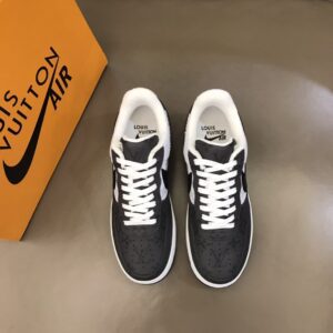 Louis-Vuitton-x-Nike-Air-Force-1-Mono-Black-8.jpg