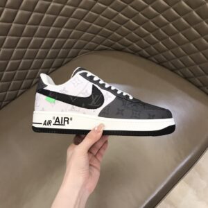 Louis-Vuitton-x-Nike-Air-Force-1-Mono-Black-9.jpg
