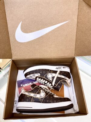 Louis-Vuitton-x-Nike-Air-Force-1-Mono-Brown-4.jpg