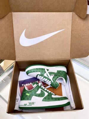 Louis-Vuitton-x-Nike-Air-Force-1-Mono-Green-1.jpg