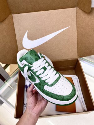 Louis-Vuitton-x-Nike-Air-Force-1-Mono-Green-8.jpg