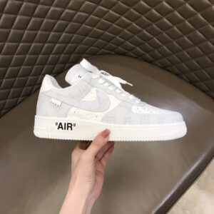 Louis-Vuitton-x-Nike-Air-Force-1-Mono-White-5.jpg