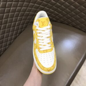 Louis-Vuitton-x-Nike-Air-Force-1-Mono-Yellow-5.jpg