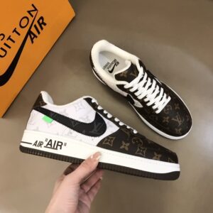 Louis-Vuitton-x-Nike-Air-Force-1-Monogram-3.jpg