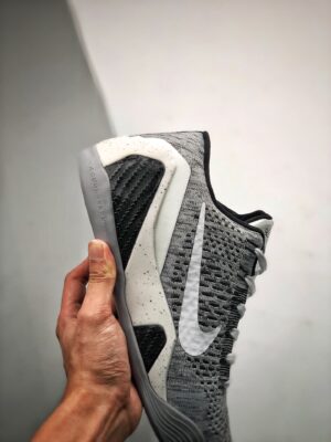 Nike-Kobe-5-Protro-Chaos-9.jpg