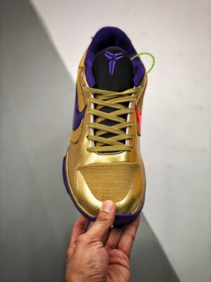 Nike-Kobe-5-Protro-Undefeated-Hall-of-Fame-5.jpg