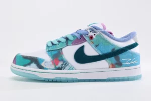 Nike-SB-Dunk-Low-x-Futura-Laboratories-1.webp