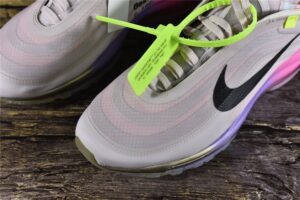 NikeAirMax97Off-WhiteElementalRoseSerenaQueen_4.jpg