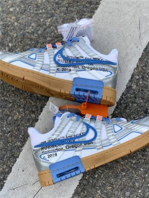 NikeAirRubberDunkOff-WhiteUNC_11.jpg