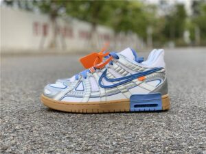 NikeAirRubberDunkOff-WhiteUNC_9.jpg