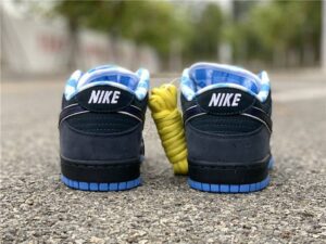 NikeDunkSBLowBlueLobster_12.jpg
