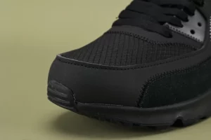 Off-White-x-Air-Max-90-Black-6.webp