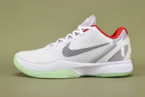 PJ-Tucker-x-Zoom-Kobe-6-Platinum-Yeezy-2.webp