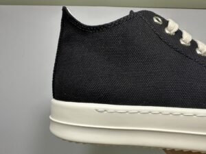 RICK-OWENS-SNEAKERS-6-2.jpg