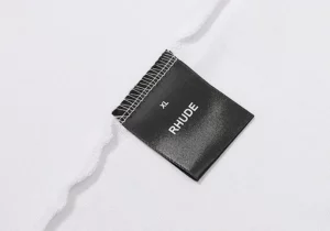 Rhude-02-logo-print-T-shirt-11.webp