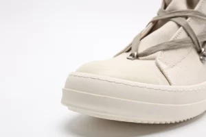 Rick-Owens-DRKSHDW-Strobe-Cotton-Nylon-Hexa-High-E28098Pearl-Milk-Replica4.webp