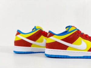 SB-DUNK-LOW-Bart-Simpson-8.jpg