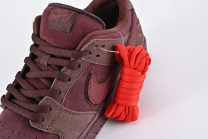 SB-Dunk-Low-22Valentines-Day22-REPLICA83.webp