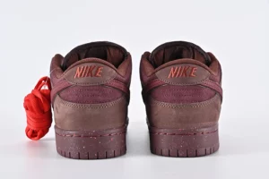 SB-Dunk-Low-22Valentines-Day22-REPLICA84.webp