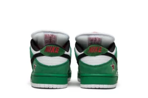 SB-Dunk-Low-Pro-Heineken-Reps-2.webp
