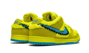 SB-Dunk-Low-x-Grateful-Dead-Yellow-Bear-Reps-2.webp