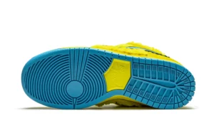 SB-Dunk-Low-x-Grateful-Dead-Yellow-Bear-Reps-3.webp