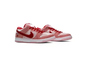 SB-Dunk-Low-x-StrangeLove-Valentines-Day-Reps-1-scaled-1.webp