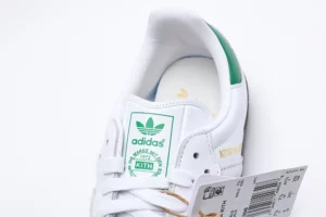 Samba-OG-Kith-Classics-White-Green-20212024-Reps7.webp