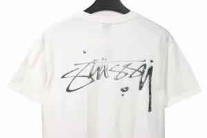 Stussy-Signed-Painting-Print-T-Shirt-5.webp