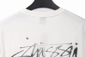 Stussy-Signed-Painting-Print-T-Shirt-6.webp
