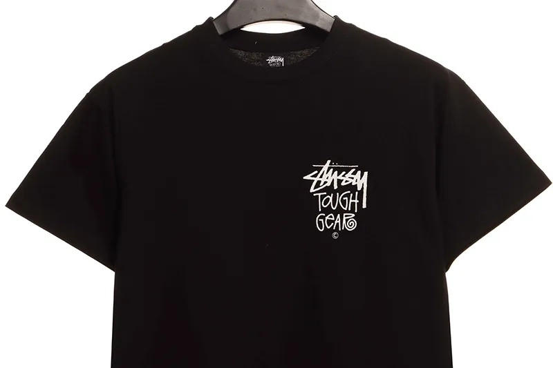 Stussy-classic-printed-t-shirt-4.webp