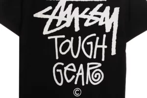 Stussy-classic-printed-t-shirt-6.webp