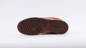 TOP-Dunk-Low-Premium-SB-Un-Hemp-REPS5.webp