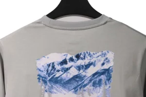 The-North-Face-Rocky-Mountain-Print-T-Shirt-3.webp