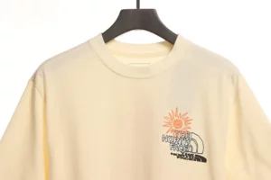The-North-Face-T-shirt-with-back-print-4.webp