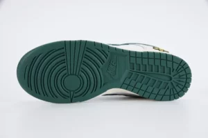 Wtp-Water-The-Plant-1.0-Dunk-Low-22Shroom2200003-595x397-1.webp