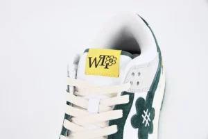 Wtp-Water-The-Plant-1.0-Dunk-Low-22Shroom2200008-595x397-1.webp