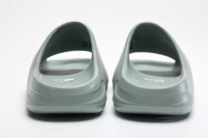 Yeezy-Slide-22Salt22-Top-Reps6.webp