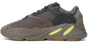 Yeezy700Mauve_1.jpg