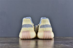 YeezyBoost350V2Linen_10.jpg