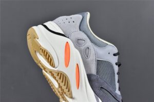 YeezyBoost700Magnet_13.jpg
