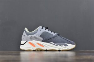 YeezyBoost700Magnet_9.jpg