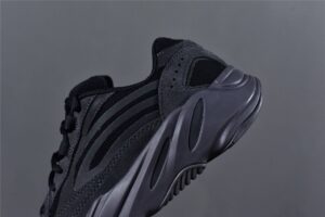 YeezyBoost700V2Vanta_2.jpg