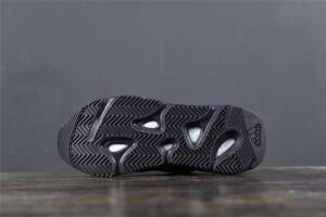 YeezyBoost700V2Vanta_9.jpg
