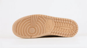 Zion-Williamson-x-Air-Jordan-1-Retro-Low-OG-Voodoo-Reps6-595x334-1.png