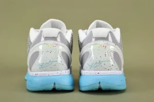 Zoom-Kobe-6-White-Grey-Blue-4.webp
