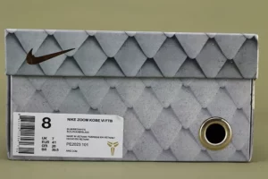 Zoom-Kobe-6-White-Grey-Blue-9.webp