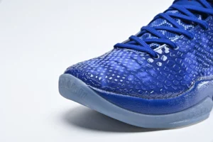 Zoom-Kobe-6-‘All-Star-–-East-LA-Reps4.webp